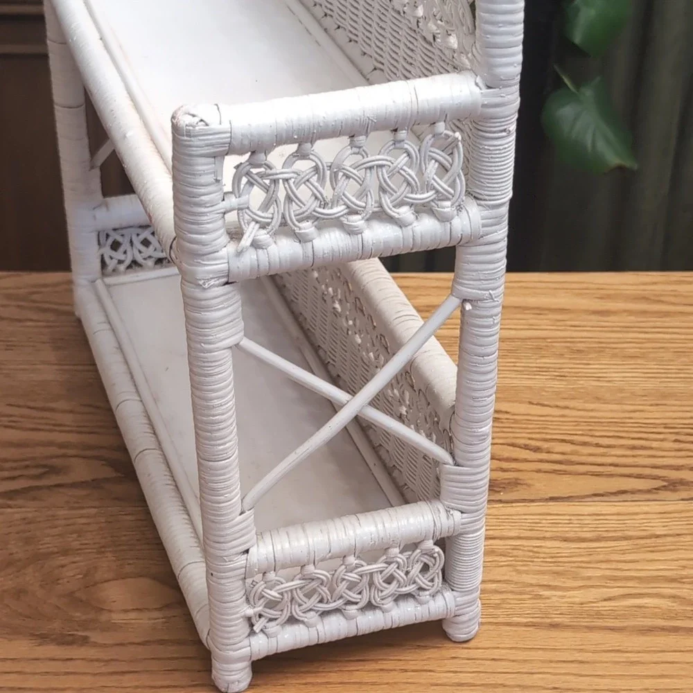 White Wicker 2-Tier Wall Shelf Organizer 17
